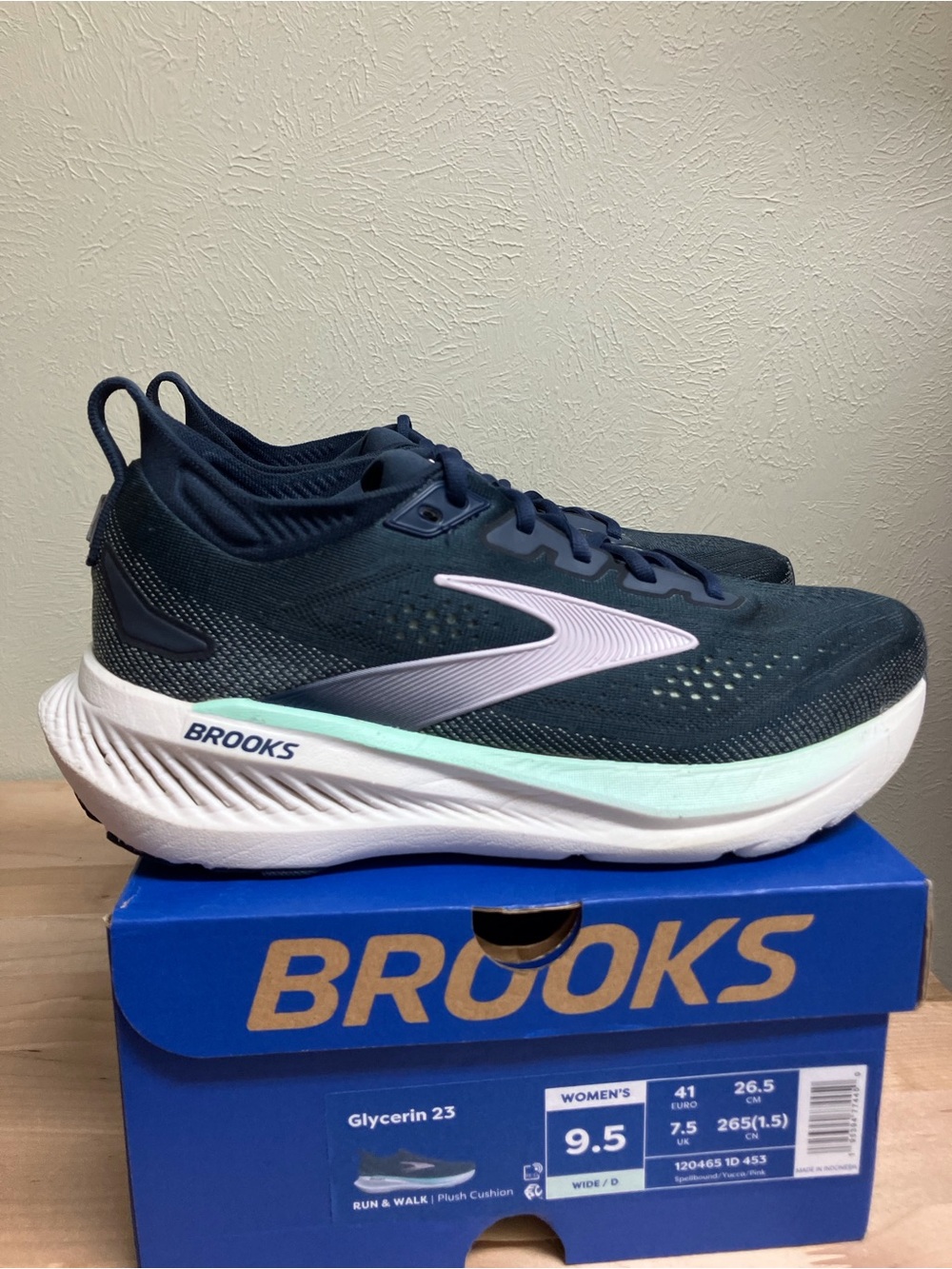 Brooks Women’s Glycerin 23 Running Shoes - Navy, Mint & White